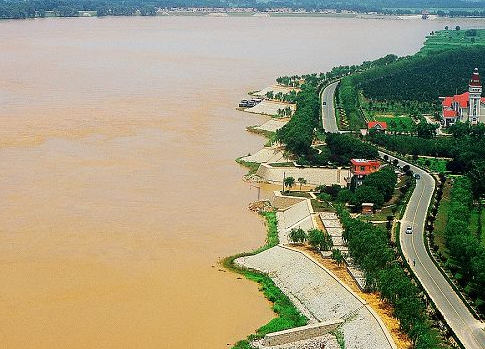 如何加強對提防工程的建設及應用呢