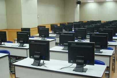 探討當前網絡教學應用科技的新發展影響