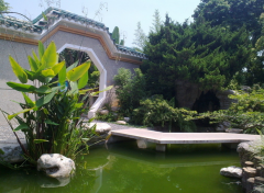 園林論文當(dāng)前園林綠化養(yǎng)護(hù)管理的新發(fā)展應(yīng)用模式